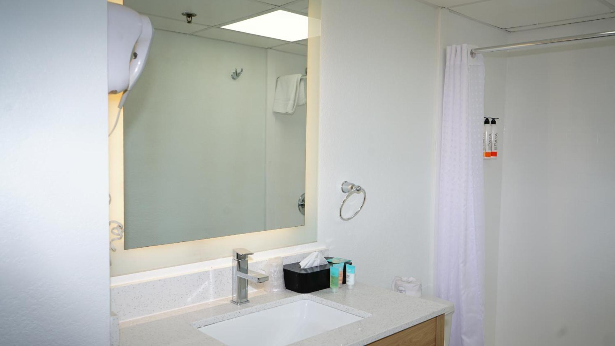 Waterfront Inn Phl Airport Essington Exterior photo